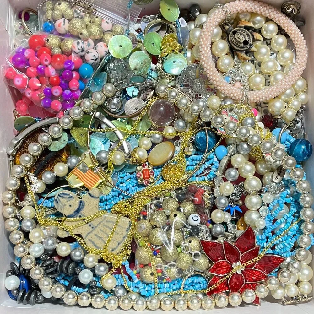 VTG - Now Repurpose Junk Jewelry Lot Beads DIY Harvest Craft Variety Box 1#10oz